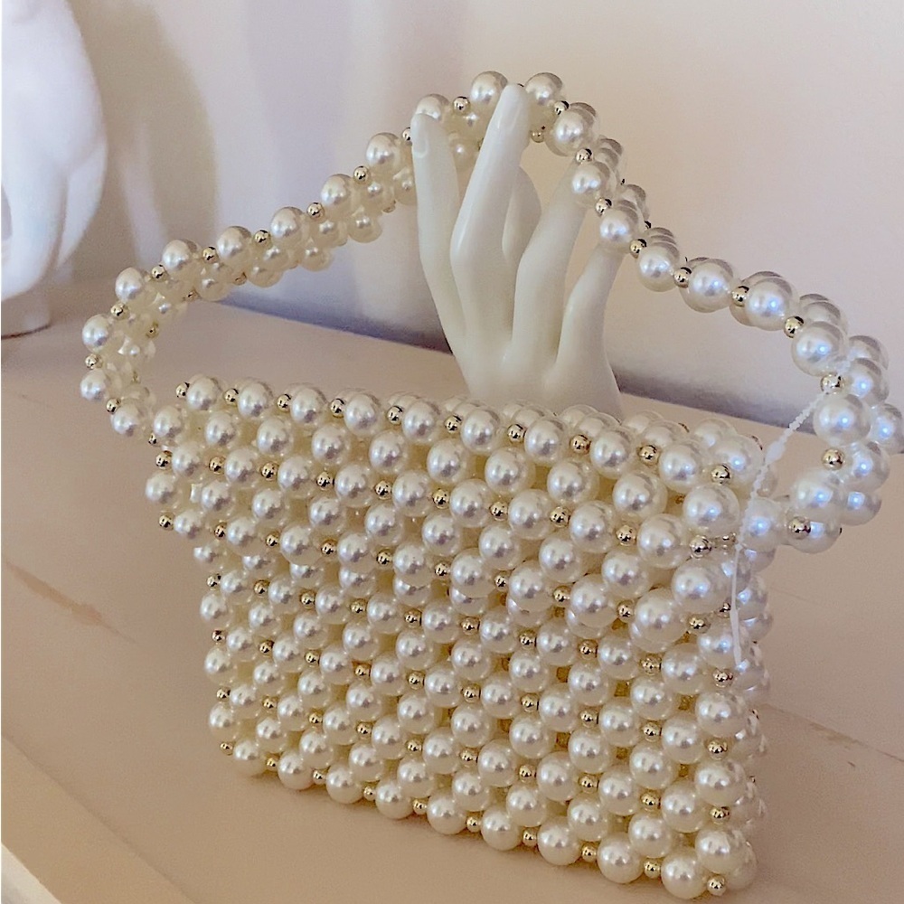 Elegant Ivory Pearl & Gold Beaded Handbag New 7” x 5” x 5” Pearl Handle - Picture 9 of 9